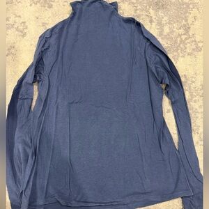 Lululemon long sleeve navy shirt size 10